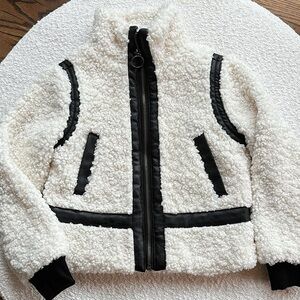 Design History Girl’s Cream Fluffy Coat